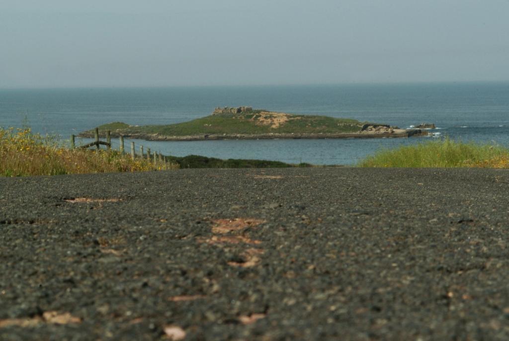 Отель Parque De Campismo Da Ilha Do Pessegueiro Порту-Кову Номер фото