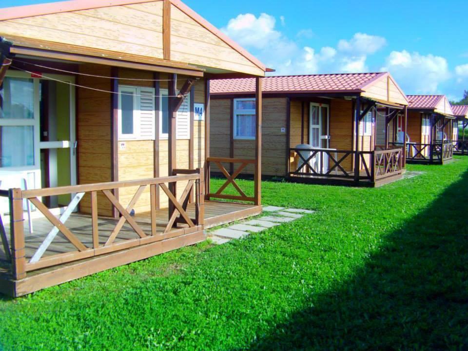 Отель Parque De Campismo Da Ilha Do Pessegueiro Порту-Кову Номер фото